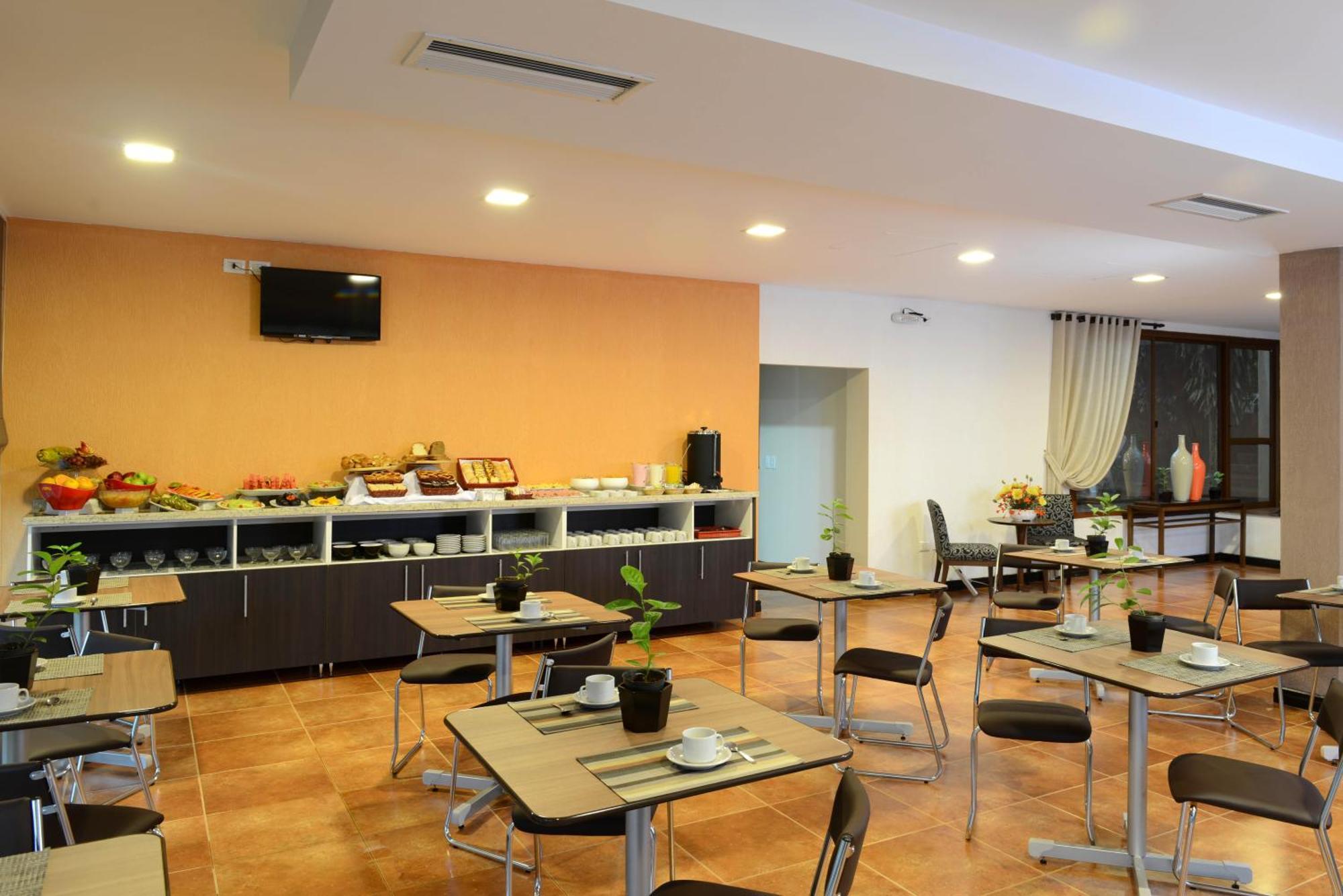 Arami Hotel & Lodge Puerto Iguazú Kültér fotó